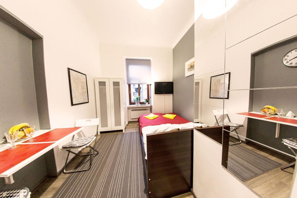 Homely Apartment'S Old Town Krakow Bagian luar foto